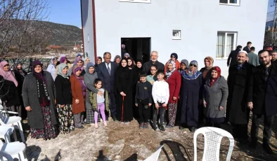 Isparta’da Kız Kur’an Kursu Açıldı