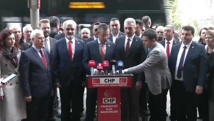 CHP Genel Başkanı Özgür Özel, AKP’nin İstanbul Büyükşehir Belediye Başkanı Adayı Murat Kurum’a Tepki Gösterdi